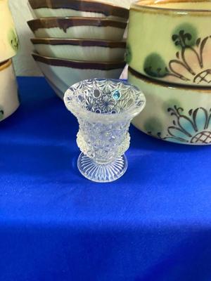 AN ARRAY OF DIFFERENT ITEMS, GLASSWARE, CHINA, COPPER, AND MORE!