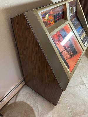 ROWE COIN OPERATED COMPACT DISC JUKEBOX, IT WORKS!