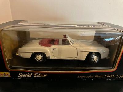 SPECIAL EDITION DIE-CAST JAGUAR XK8 & MERCEDES BENZ 160 SL