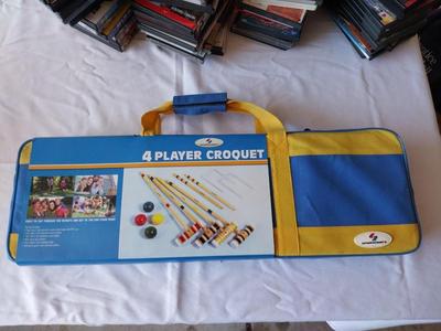 FOUR PLAYER CROQUET IN CARRY BAG