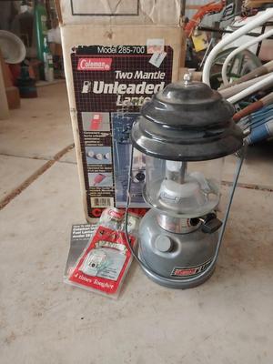COLEMAN TWO MANTLE LANTERN