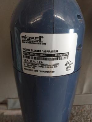 BISSELL FEATHER WEIGHT AND DIRT DEVILPOWER STICK