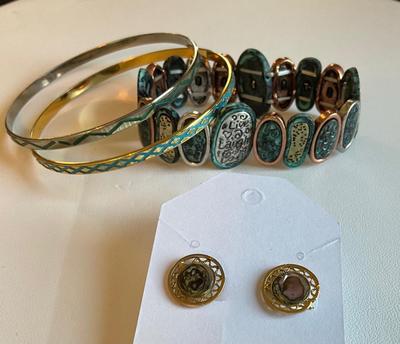 Vintage Abalone CE stamped 1968, with 3 bracelets