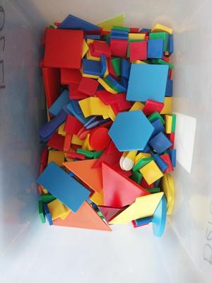 LEARNING COLOR SHAPES