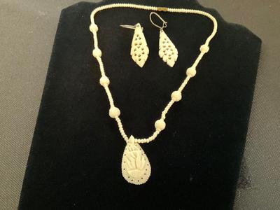Vintage White/cream Carved Bone NK and PE