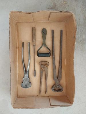 VINTAGE TOOLS