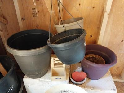 LARGE VARIETY PLANTING POTS