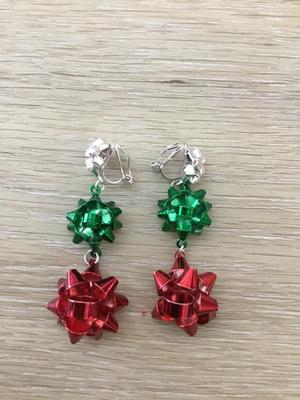 Silver tone vintage clip on Christmas earrings