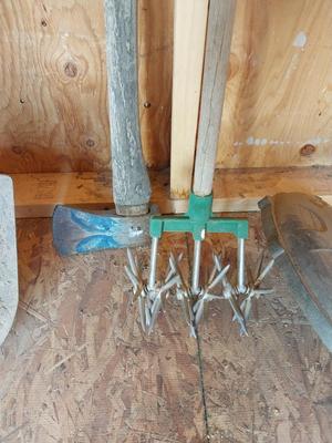 YARD TOOLS AND ELECTRIC TRIMMER