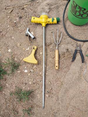 CHEMICAL SPRAYER AND GARDEN TOOLS