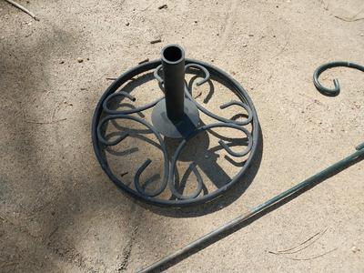 METAL UMBRELLA STAND AND TWO HOOK SHEPERDS HOOK