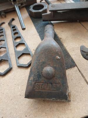 ANTIQUE TOOLS