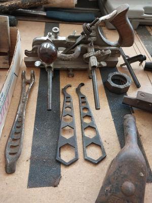 ANTIQUE TOOLS