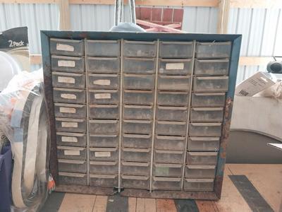 ORGANIZER AND HARDWARE