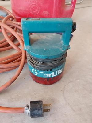 GASCAN-EXTENSION HOSE-FUNNEL AND CAR LIGHT