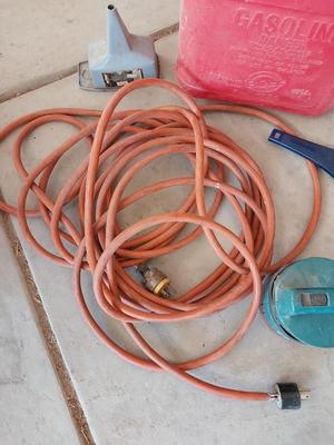 GASCAN-EXTENSION HOSE-FUNNEL AND CAR LIGHT