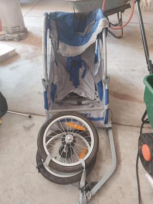 NEW SCWINN PULL BIKE TRAILER