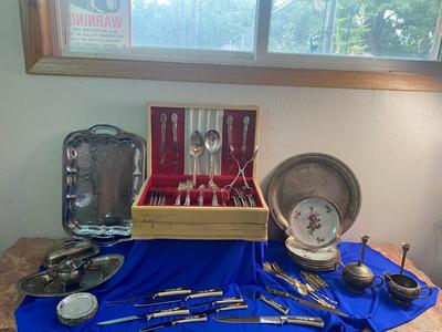A WONDERFUL BOX OF FLATWARE THAT INCLUDES A NICE VARIETY OF ITEMS FOR YOUR BIDDING PLEASURE!