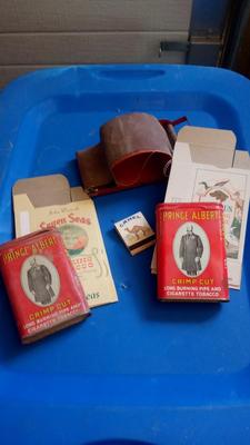 LOT 7 - VINTAGE TOBACCO ITEMS