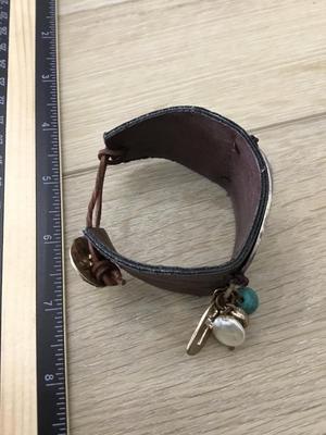 Vintage leather material type bracelet