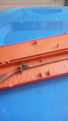 LOT 13 - MARX MINIATURE FLINTLOCK TOY CAP GUN
