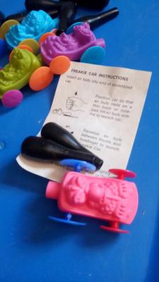 LOT 15 - BOX OF FREAKIE CARS