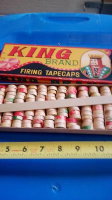 LOT 16 - OLD BOX OF TOY CAP GUN CAPS