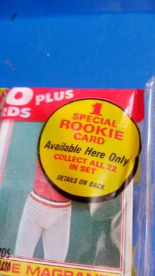 LOT 19 - TWO TOPPS JUMBO PACKS BASEBALL CARDS
