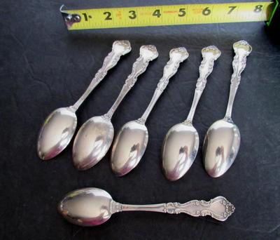 Set of Six Matching Antique Sterling Silver Teaspoons, International Silver, Warwick Pattern