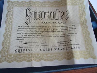 Vintage Wm Rogers Silverplate Flatware Set, Jubilee Pattern, In Case