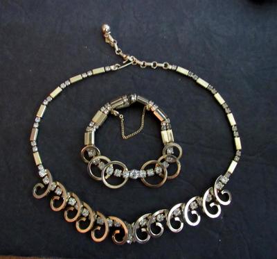 Vintage Goldtone Articulated Rhinestone Necklace and Bracelet