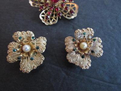 Vintage Goldtone Costume Jewelry Lot, Sarah Coventry Earrings, Brooch, Necklace