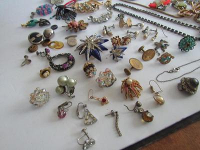 Vintage Junk Jewelry Lot For Parts or Repair