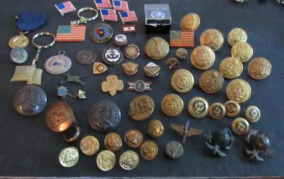 Large Lot of Vintage Military Buttons, Pins, Etc