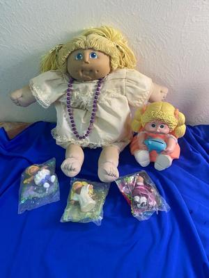 CABBAGE PATCH KID AND HER OTHER LITTLE FRIENDS