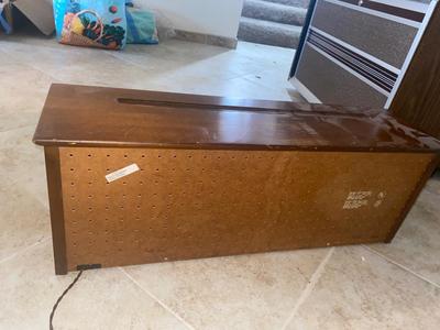 ADORABLE AUDION TABLE TOP ORGAN