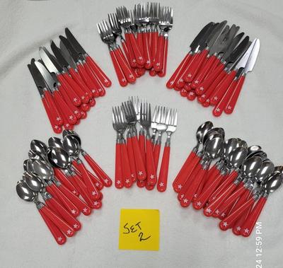 Plastic Handled Flatware Set 2