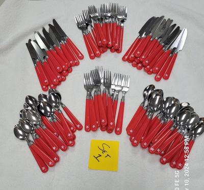 Plastic Handled Flatware Set 1