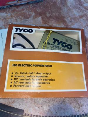 TYCO HO ELECTRIC POWER PACK, TRAIN CARS, & OVER TRESTLE SET