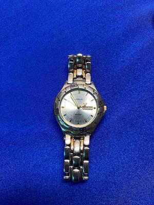 MEN’S LORUS AND VALENTINE WATCHES