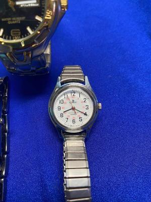 A BOX OF GOOD WATCHES AND OTHER JEWELRY