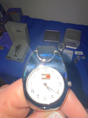 2 MENS WATCHES TOMMY HILLFIGER AND FOSSIL