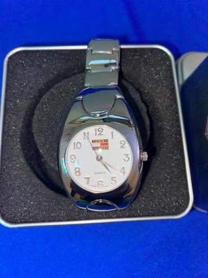 2 MENS WATCHES TOMMY HILLFIGER AND FOSSIL