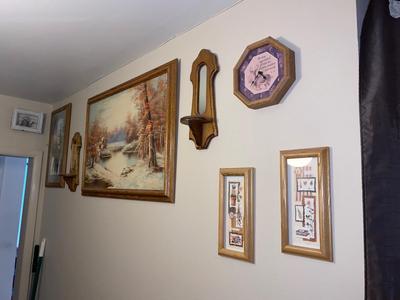 A VARIETY OF WALL HANGINGS