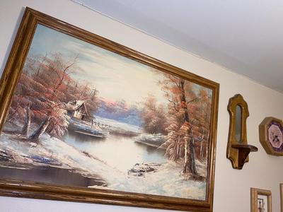 A VARIETY OF WALL HANGINGS