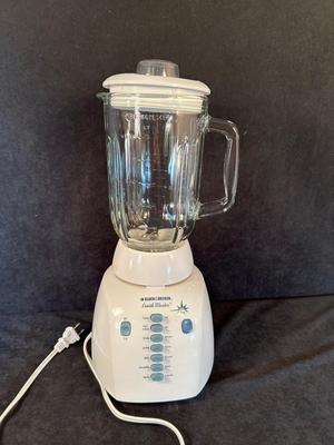 Lot 23. Black & Decker Blender