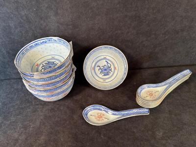 Lot 25. Asian Soup Bowls & Spoons