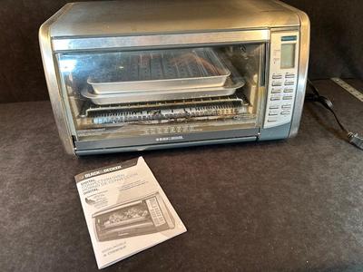 Lot 27. Toaster/Convection Oven