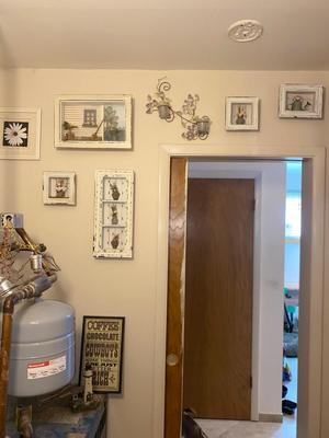ALL THE WALL HANGINGS PICTURED