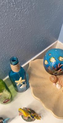 COOL SEA TURTLES, TROPICAL FISH AND OTHER OCEAN DECOR